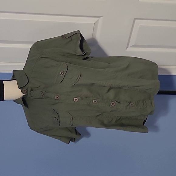 Lee Tops - Vintage Lee One True Fit XL Army Green Button Down Shirt